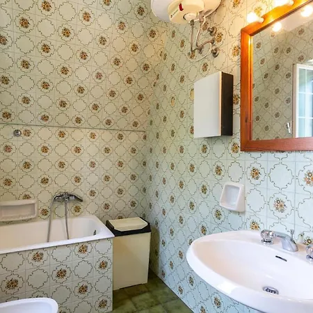 3 Bedroom Cozy In בית נופש נוטו