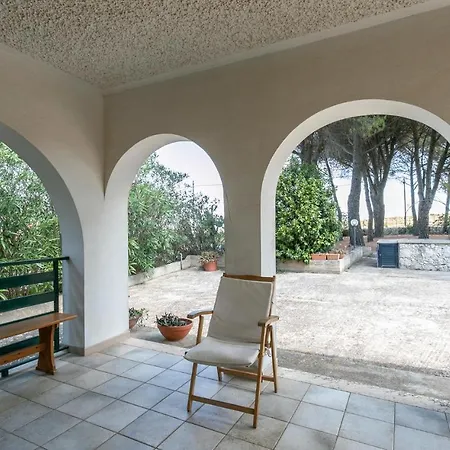 בית נופש 3 Bedroom Cozy In